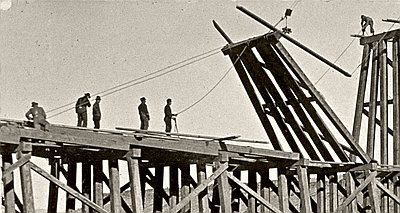 Wooden Beams and Railroad Ties: The History of Oregon's Built Environment