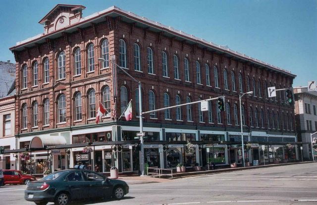 Brick construction, Reed Opera House c. 1870, Salem